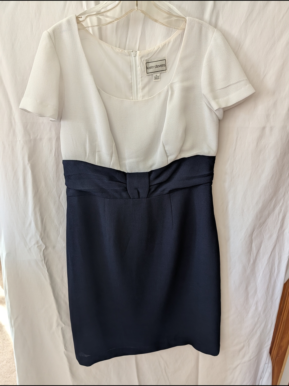 karin stevens White and Navy Short-Sleeve Sheath Dress